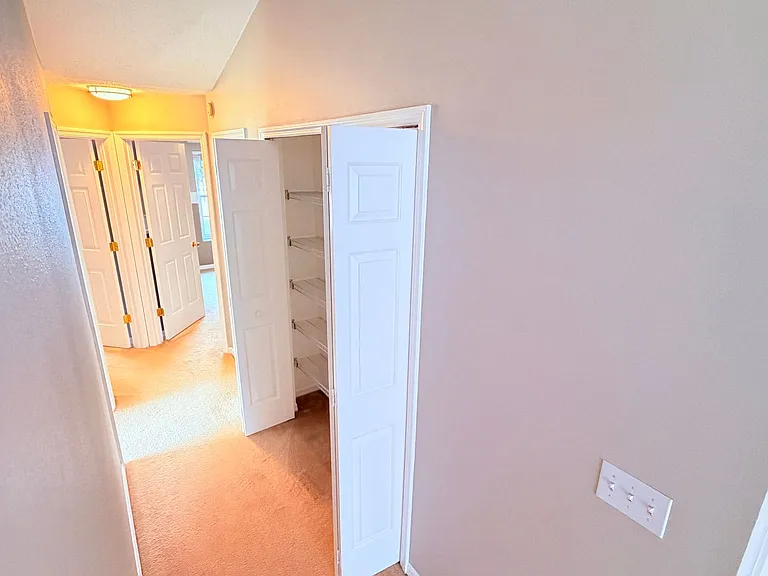 2850 Bolton Bnd — Photo 31