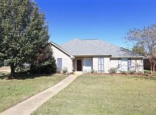 135 Appleridge Dr, Brandon, MS 39047