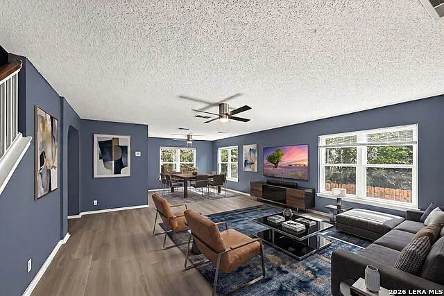 4 bed, 2.5 bath, 2334 sqft, $2,490 — Photo 4