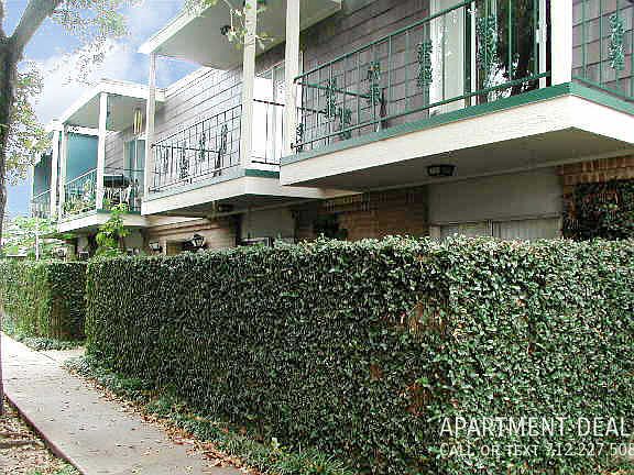 4th image of 2340 W 18th St #2907