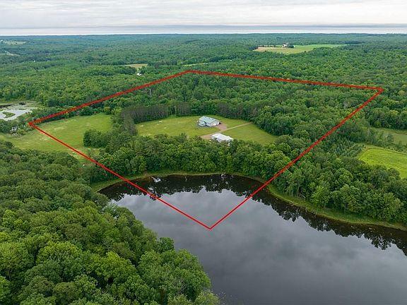 3rd image of 2274 Places Lake Road