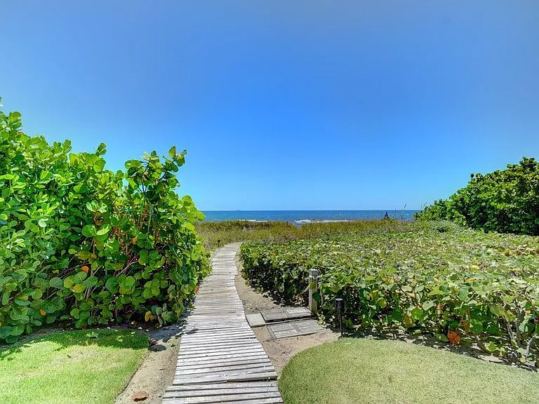 2225 S Ocean Blvd — Photo 14