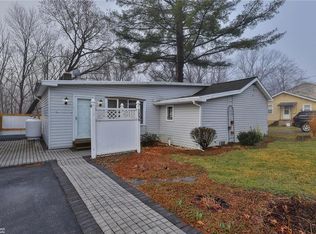 2236 Hillside Rd, Slatington, PA 18080