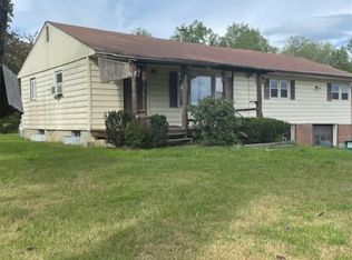 1142 Bruyn Tpke, Pine Bush, NY 12566