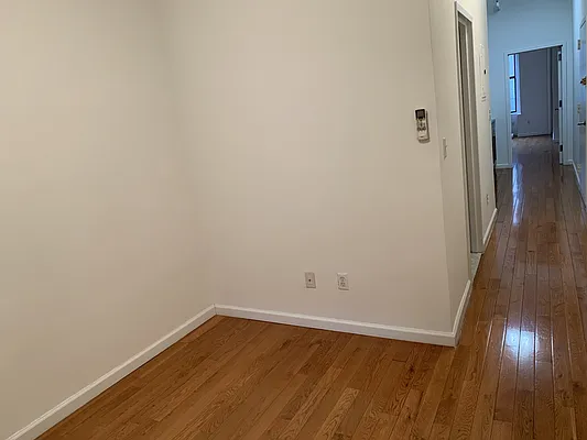 Rented by MQ Realty LLC | media 2