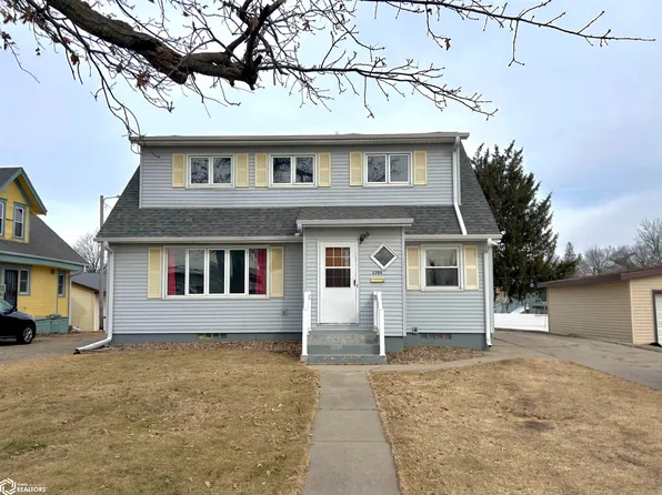 1705 Summit St, Marshalltown, IA 50158