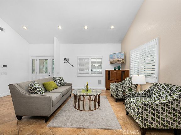 3rd image of 3702 Petaluma Ave