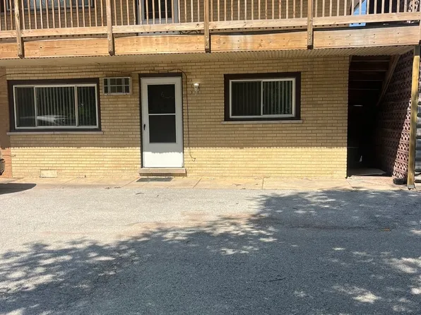 8817 S Roberts Rd APT 6, Hickory Hills, IL 60457