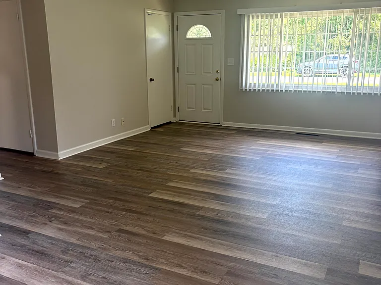 1706 Ashmoor Ln — Photo 9