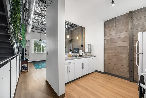 4801 S Congress Ave #D1 Photo 1