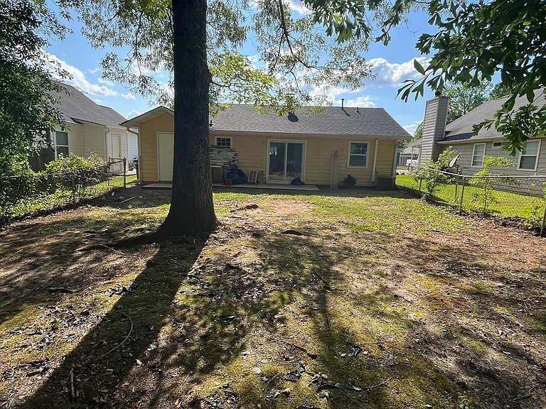 138 Crystal Brk — Photo 23