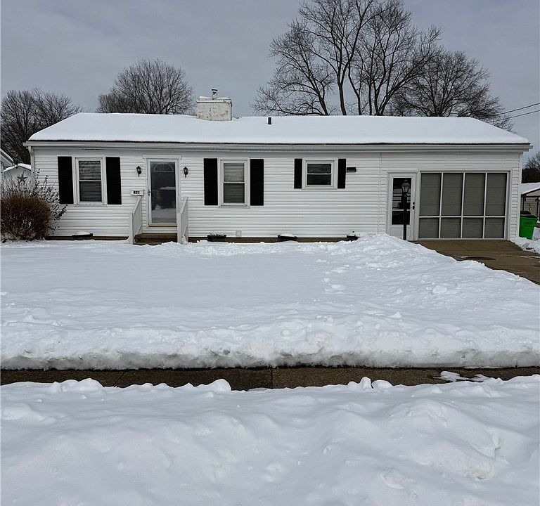 1st image of 827 Lakeview Dr