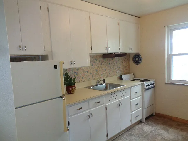 Building Photo - 93 Village Dr #D