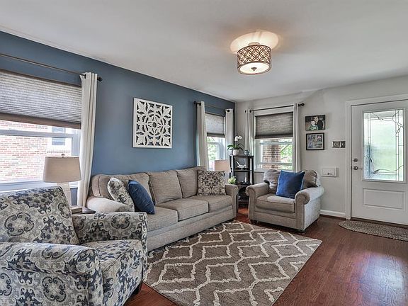 3rd image of 3833 Superior Ave