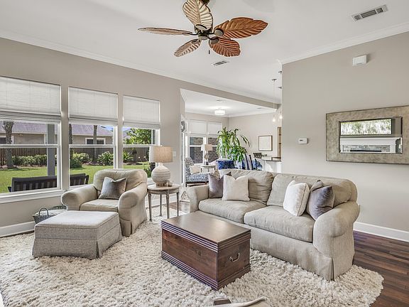 3rd image of 615 Shore Dr