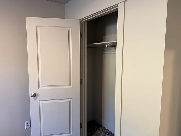 4013 S Woodland Ave — Photo 52