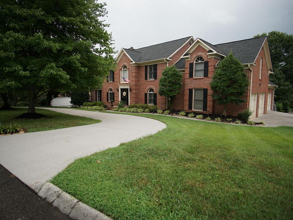 1st image of 1301 Knightsbridge Dr