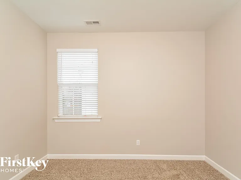 2123 Gillwell Ln — Photo 7