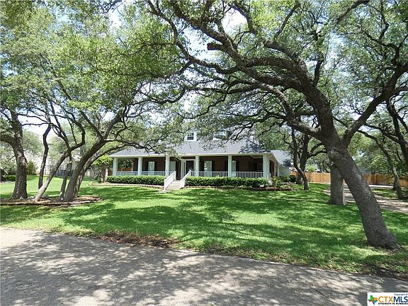 4th image of 915 Crescent Dr
