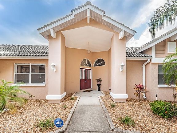 2nd image of 2547 Indigo Dr