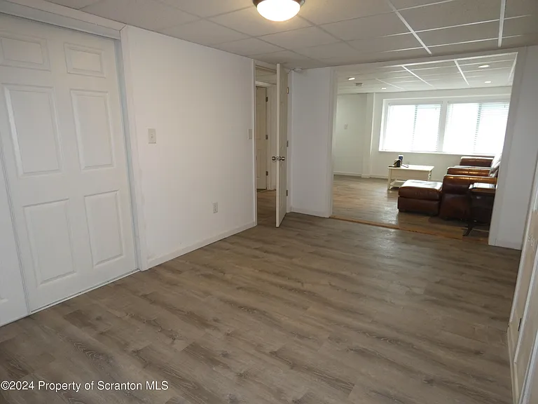 607 3rd Ave #LOWER LEV — Photo 25