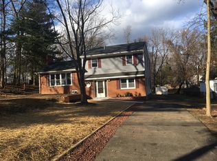 10800 Javins St, Glenn Dale, MD 20769
