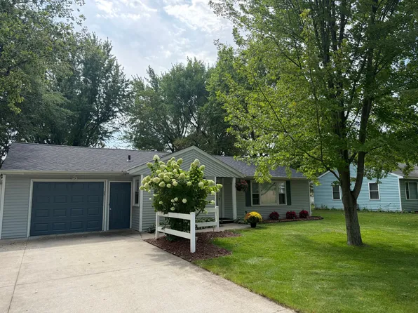 1128 Woodlawn Acres Dr, Saint Cloud, MN 56301
