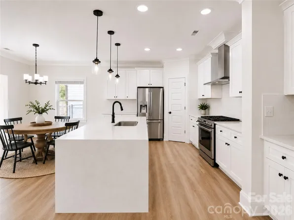 1228 N Sharon Amity Rd, Charlotte, NC 28211