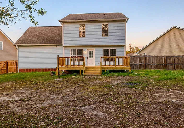 3401 Connection Dr — Photo 20