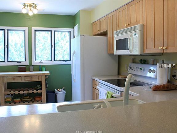 5th image of 113 Windward Village Dr #113