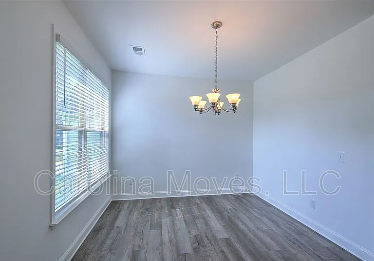 108 Landry Ln — Photo 6