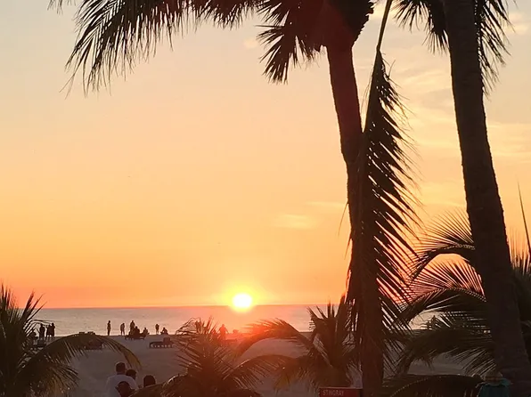 185 Egret St, Fort Myers Beach, FL 33931