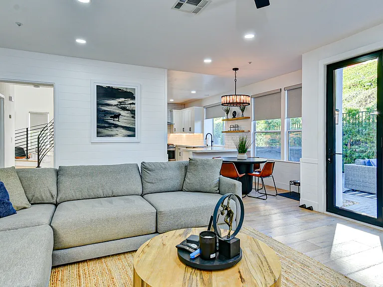 2207 Calle Opalo — Photo 7