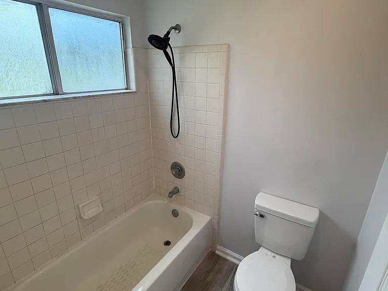336 Shamrock Ave S — Photo 11