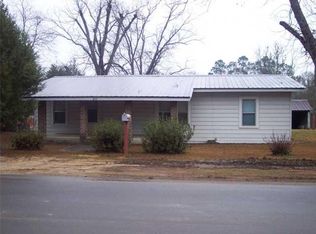 832 Glenwood Ave, Chipley, FL 32428