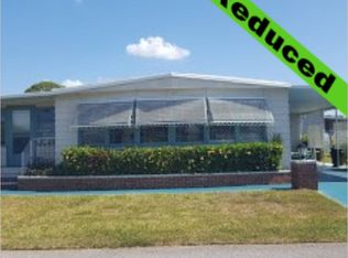 957 Sand Cay E, Venice, FL 34285