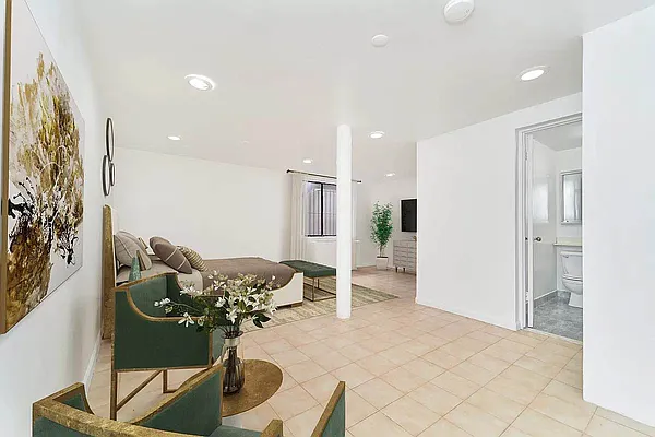 Rented by Living New York | media 3
