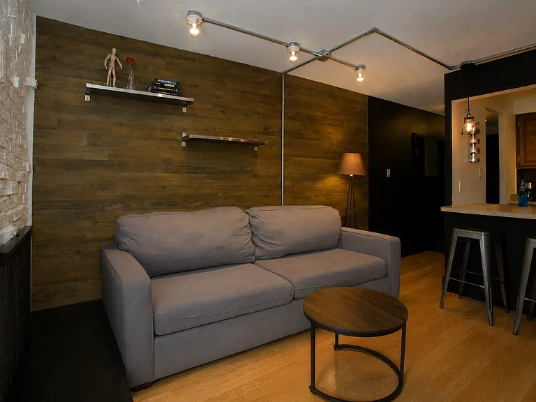 1270 N Marion St #307 — Photo 3