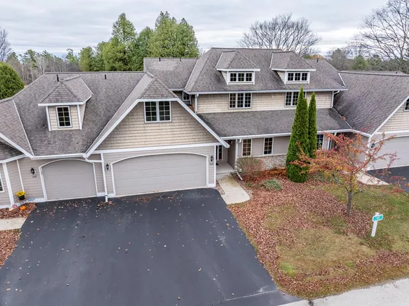 7690 Bonnie Brae Dr Unit 1402, Baileys Harbor, WI 54202
