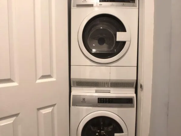 24 Thayer Street image 13 of 14