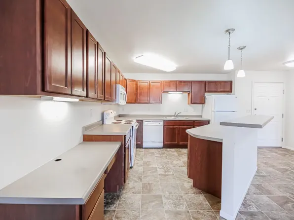 785 SW 8th St #110, Dickinson, ND 58601