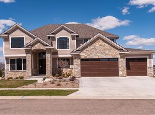 2281 Brandwood Rd SW, Rochester, MN 55902