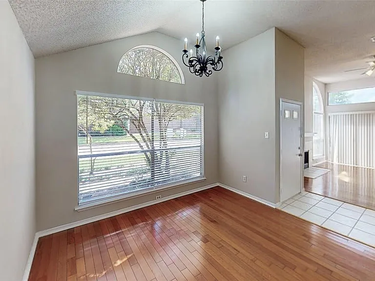 3303 Golden Trails Dr #101 — Photo 7