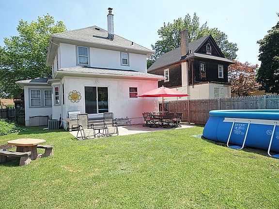 2nd image of 70 Steele Ave