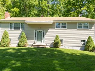52 Briarwood Dr, North Branford, CT 06471