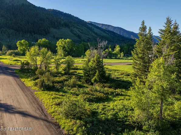 116 Hardman Rd, Thayne, WY 83127