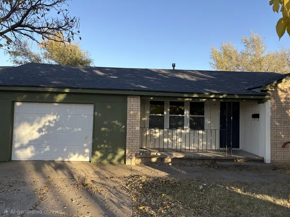 1530 Coffee St, Pampa, TX 79065