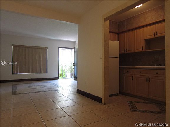 3rd image of 1516 SW 22nd Ave #1516