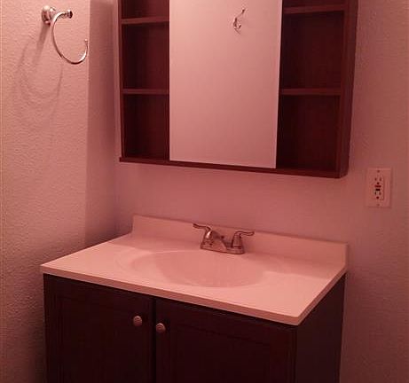 4th image of 4067 S Bell St #A