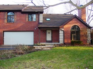 9248 Golden Woods Dr, Indianapolis, IN